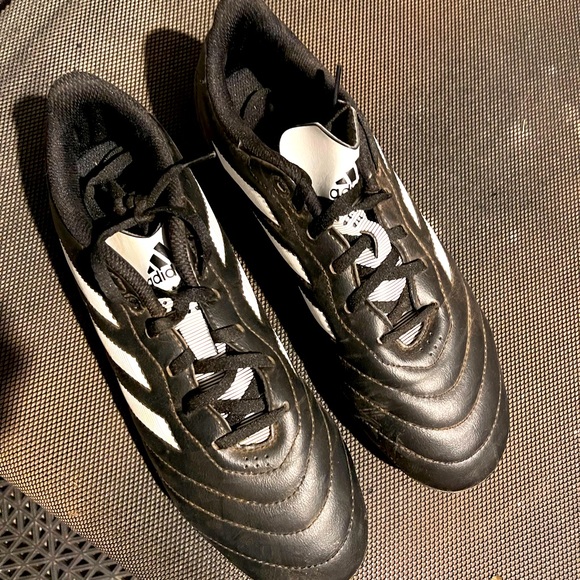 Adidas Football cleats - Picture 1 of 4